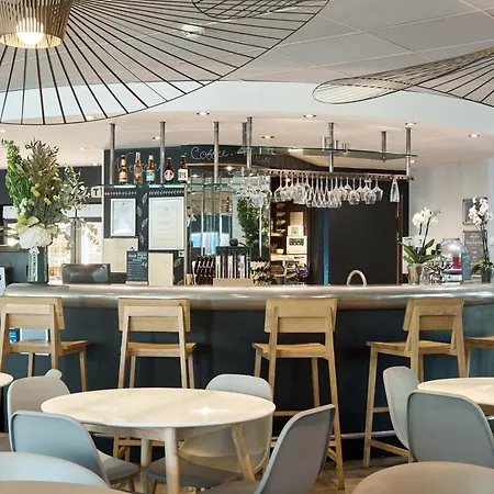 B&B HOTEL Vélizy Est-3